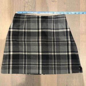 The Limited Vintage Black and Gray Plaid Wool Mini Skirt Sz 2 Y2K 90s